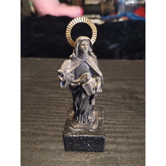 Religious antique French silver plated catholic statue of Saint Fraziska Therese